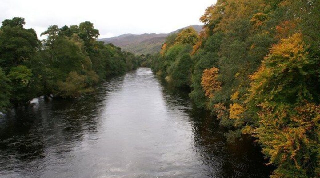 River Farrar at Struy Taken from the Struy Bridge, just before the Farrar joins the Glass to become the Beauly.