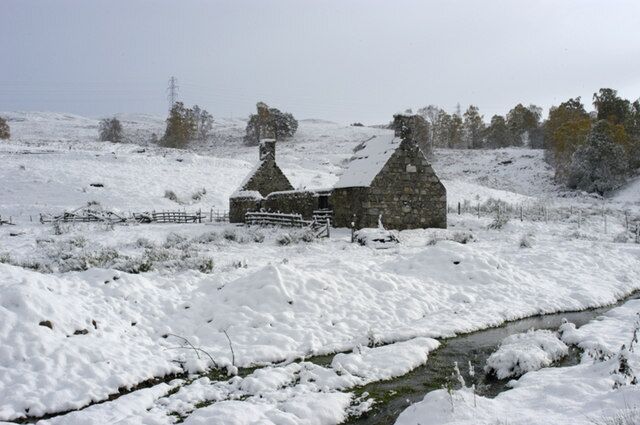 Ruined cottage near Kirkfield