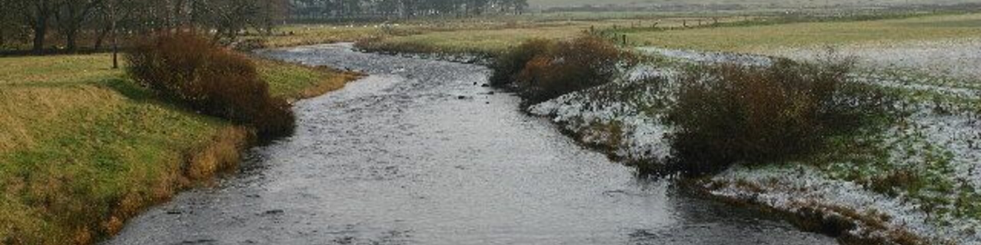 River Clyde. Looking E; upstream