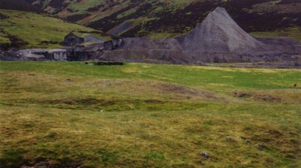 Mine spoil tip One of the many spoil tips littering the Wanlockhead area.