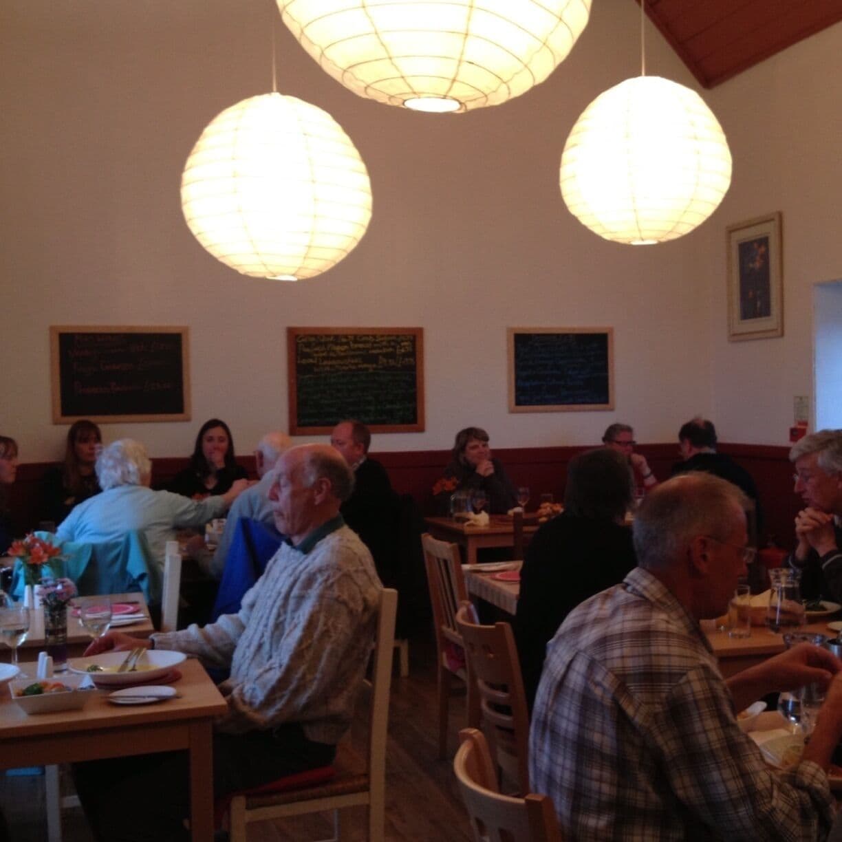 Red Skye restaurant in Broadford offers great quality, fresh, local produce in a cosy restaurant just off the main road heading into Broadford from the Skye Bridge.  Well worth a visit.  An added bonus is the staff are so friendly and helpful! 