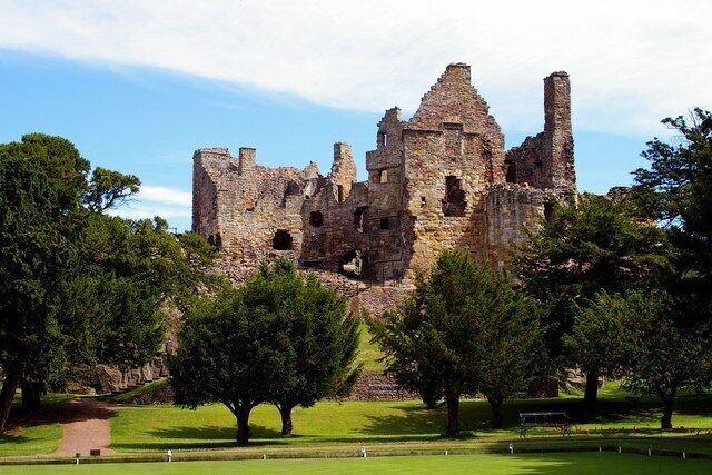 Dirleton Castle Castle built in the 13th and rebuilt in the 14th century.