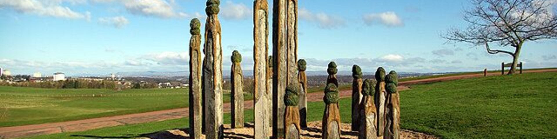 Chatelherault Wooden Statues Wooden statues situated beside the coach car park just past the main entrance.