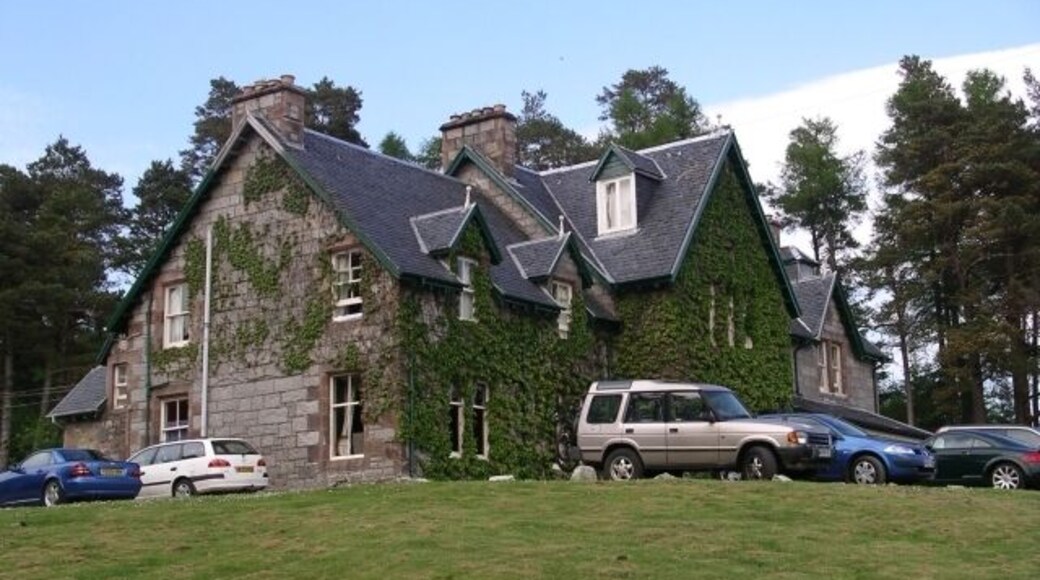 Tomdoun Lodge Hotel. A Victorian Hunting lodge with many of the old features.