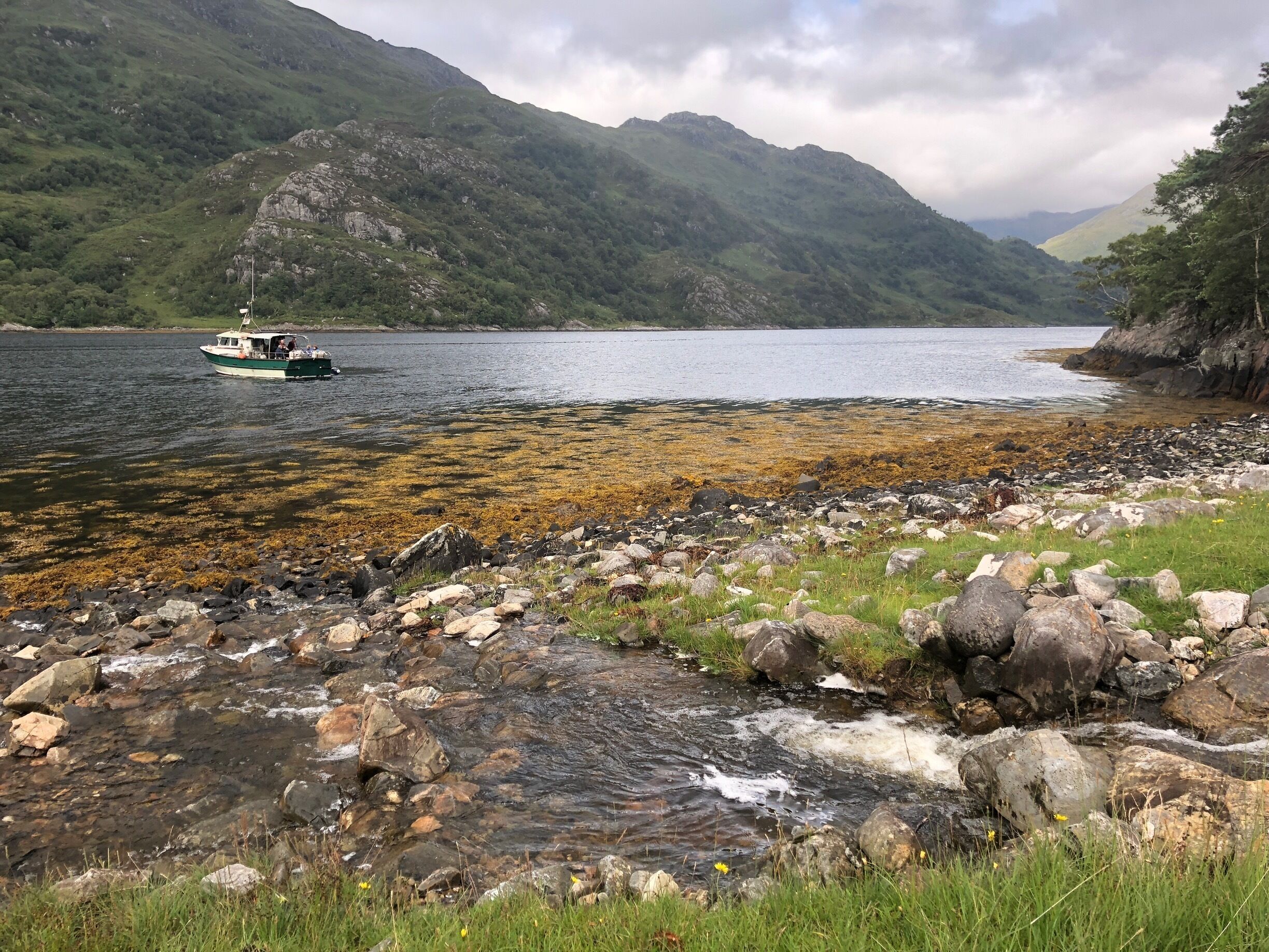 So many little rivers and water falls flow into the Loch. 

#lifeatexpedia  #scotland 