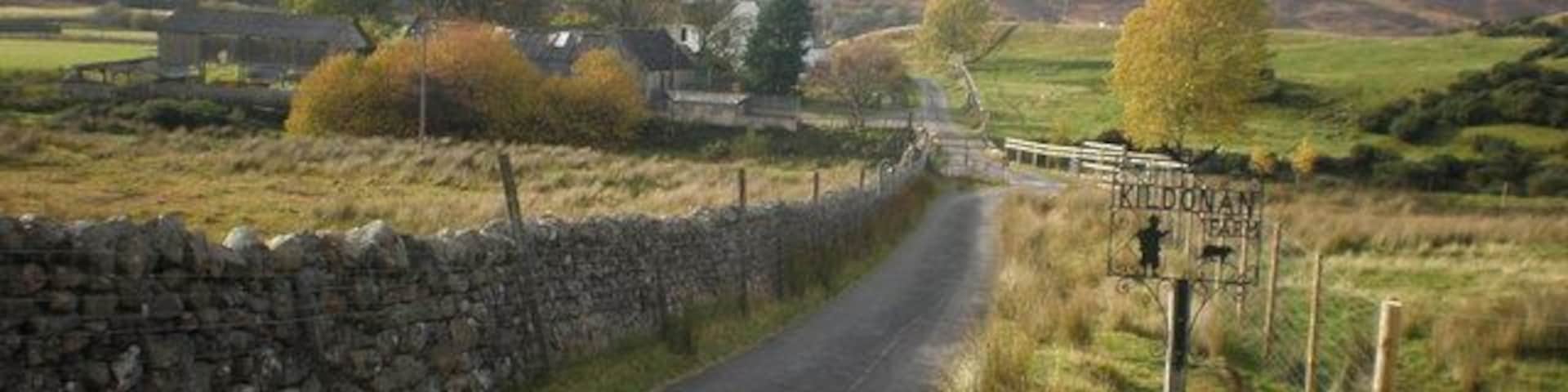 Road to Kildonan Farm
