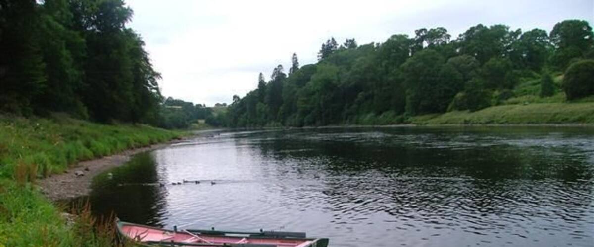 River Tay. Looking south from downstream of Cargill. Drop circles used to suggest locations.