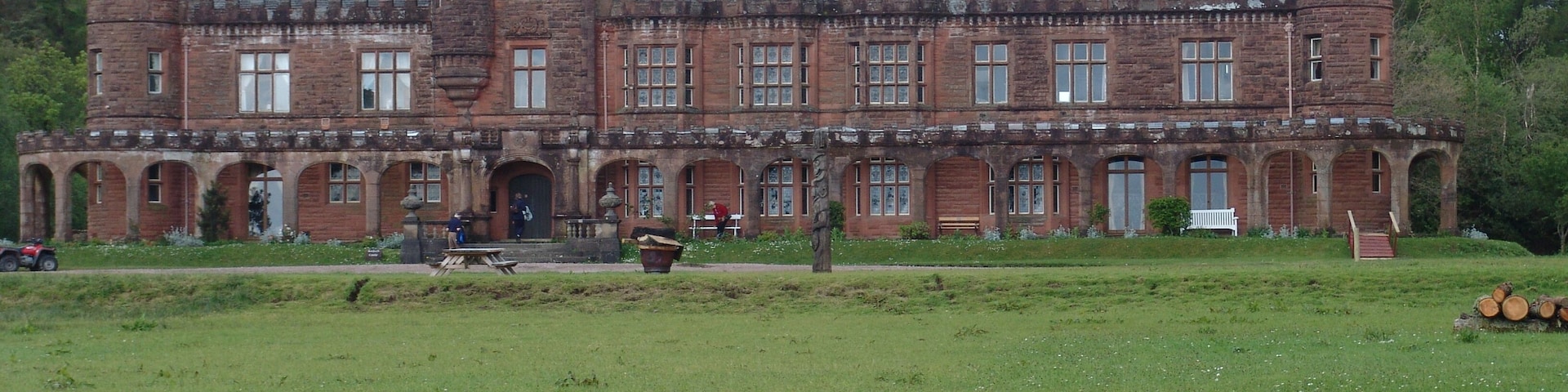 Kinloch Castle See where this photo was taken at maps.yuan.cc.