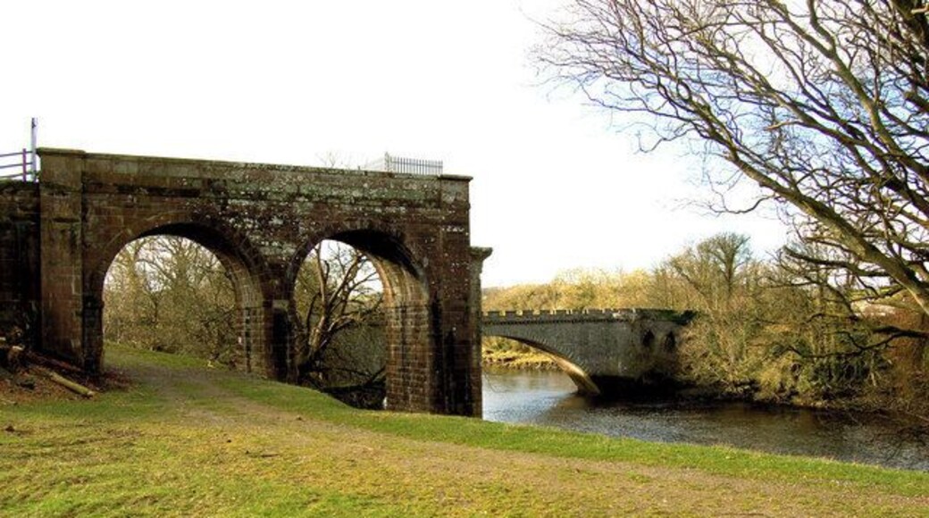 A bridge too short ...either that or a very elaborate diving platform. For your added delectation this is bridge No BRB KCT 32.