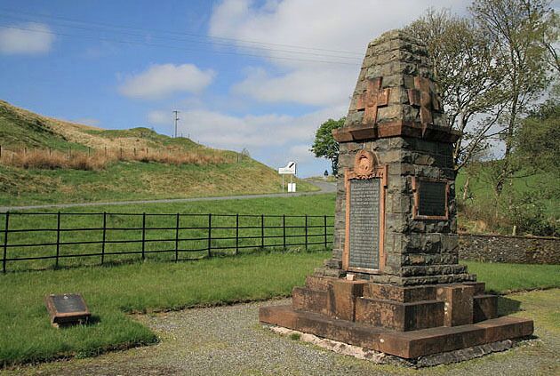 Eskdalemuir War Memorial In the grounds of the parish church at the junction of the B723 and B709.
