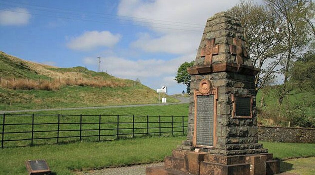 Eskdalemuir War Memorial In the grounds of the parish church at the junction of the B723 and B709.