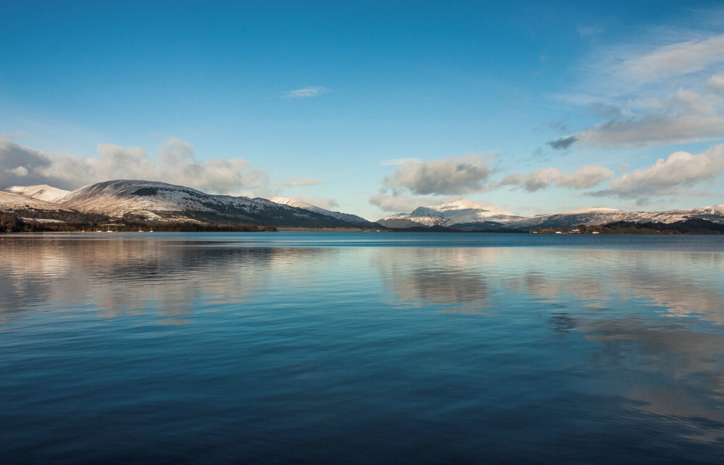 Loch Lomond - Scotland's biggest loch by surface area - this is somewhere near Duck Bay - a roadside stop heading into Glasgow.