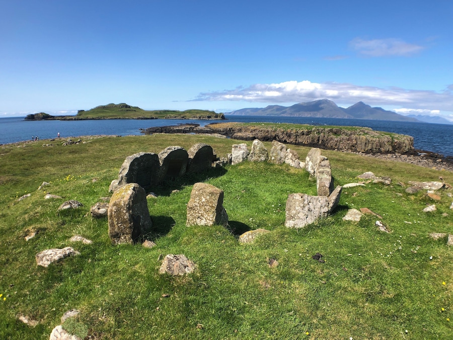 The final resting place of some Muck residents. The most amazing view on the island with the Isle of Eigg in the background
#lifeatexpedia