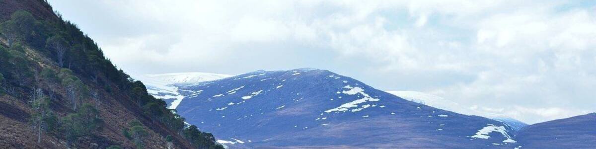 Ryvoan Bothy from the northeast