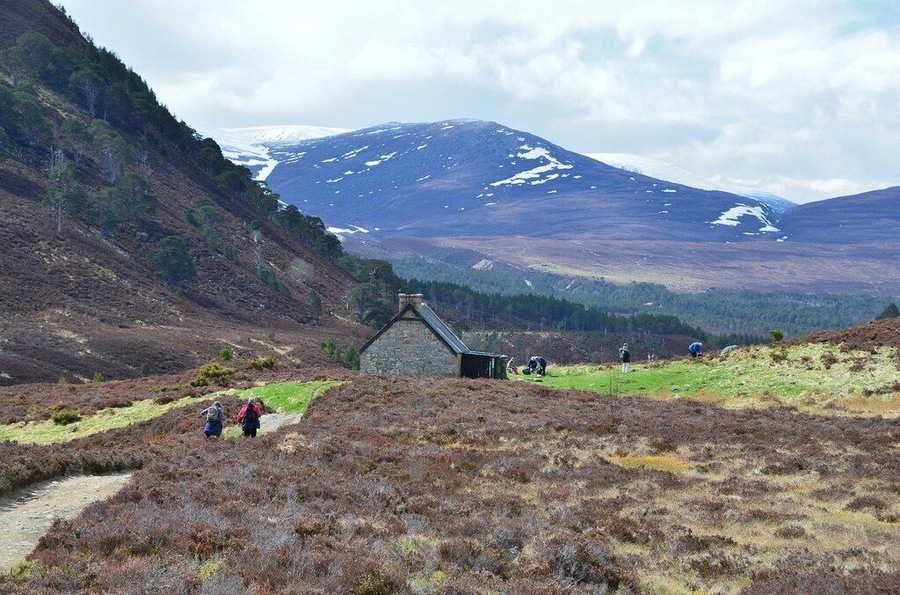 Ryvoan Bothy from the northeast
