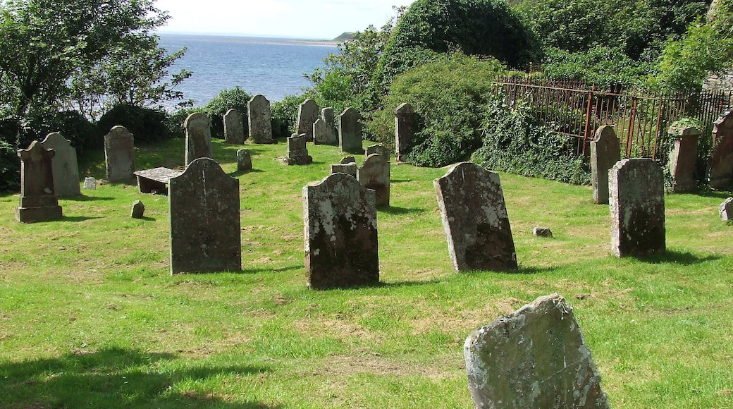 Kirkmaiden graveyard