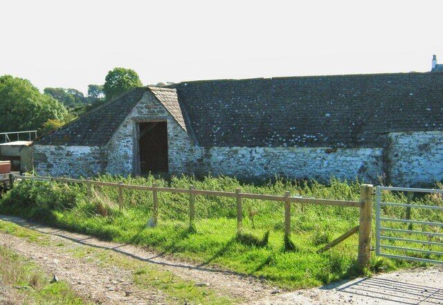 The old barn at Rispain farm This view of the old barn is taken from the track to Rispain Settlement.