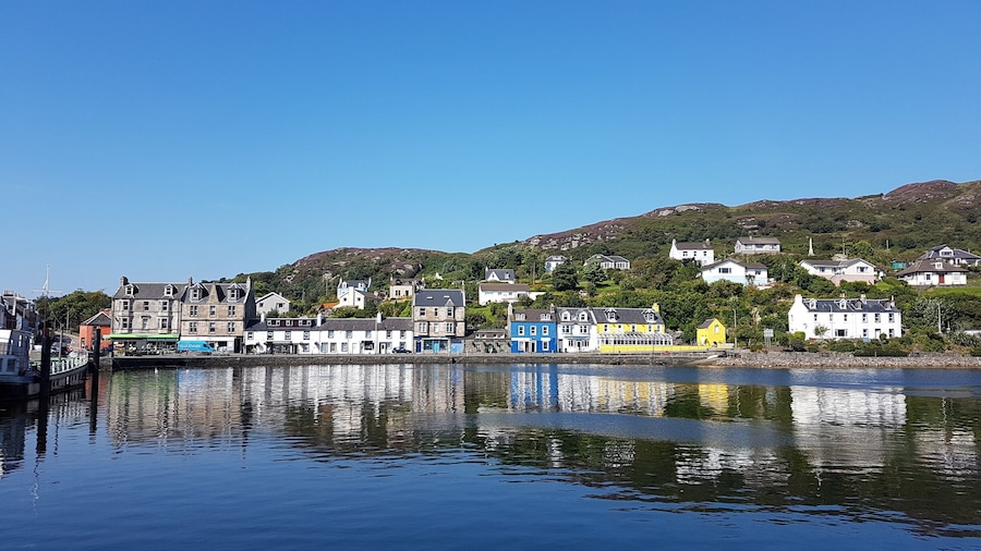 There are lots of amazing places in the world, and OK I might be slightly biased, but when Scotland really turns it on there is nowhere to beat it.  This is Tarbert, a little fishing town on the west coast, so pretty.  The water here is like glass some days. #Scotland
