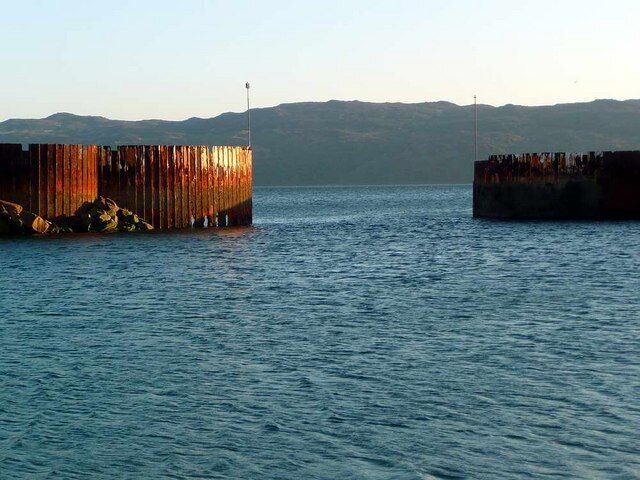 Leaving Portavadie Marina The sheet piling from the former rig yard (never used!) is corroding badly, as can be seen here. It is currently being replaced (May 2009) and the breakwater raised by half a metre.