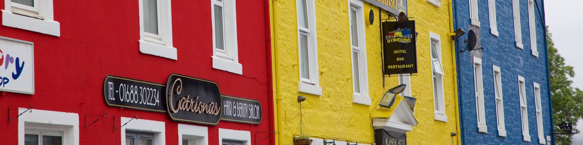 Isle of Mull which includes a small town or village and street scenes