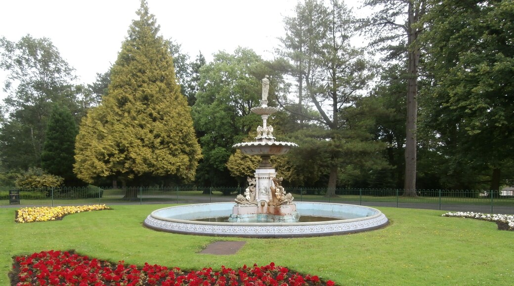 Ornamental fountain, Aberdare Park