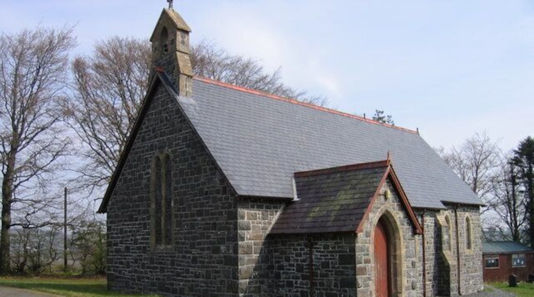 Eglwys Blaenpennal / Blaenpennal Church Eglwys Blaenpennal sydd rhyw filltir tu allan o Blaenpennal / Blaenpennal Church which is about a mile outside of Blaenpennal.