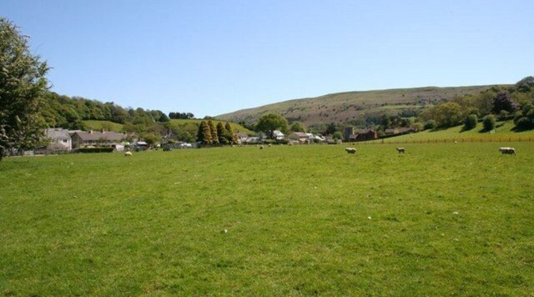 Aberedw across the field View over the meadow of Aberedw from near the castle