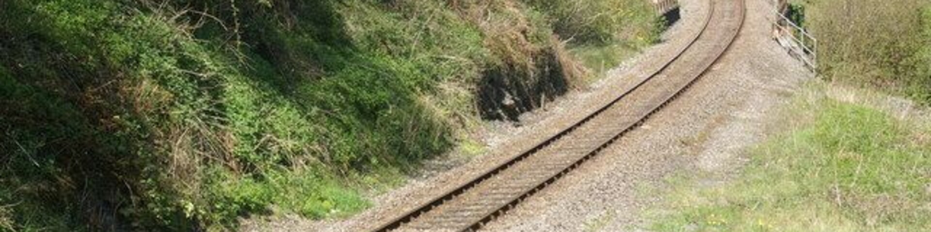 Newtown to Machynlleth Railway. The C road to Llyn Mawr crosses the railway here.