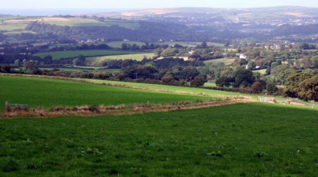 Aberteifi over the fields The road between Rhoshill in the east and Eglwyswrw in the west runs along the northern Preseli escarpment providing spectacular views over the Teifi valley. In this one, looking NNW, the town of Cardigan and the Teifi estuary can be seen in the distance.