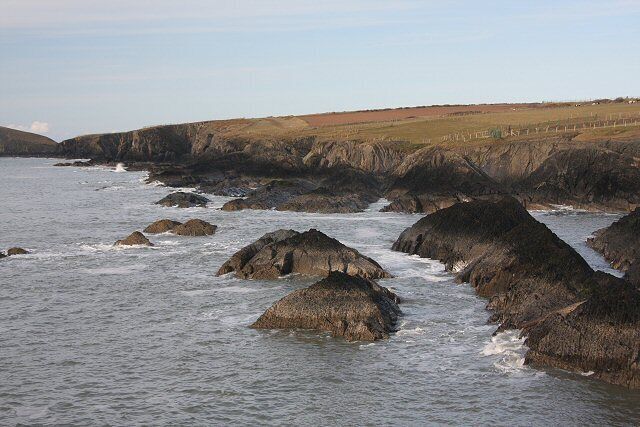 Coastline near Gwbert The rocky coastline north of Craig y Gwbert.