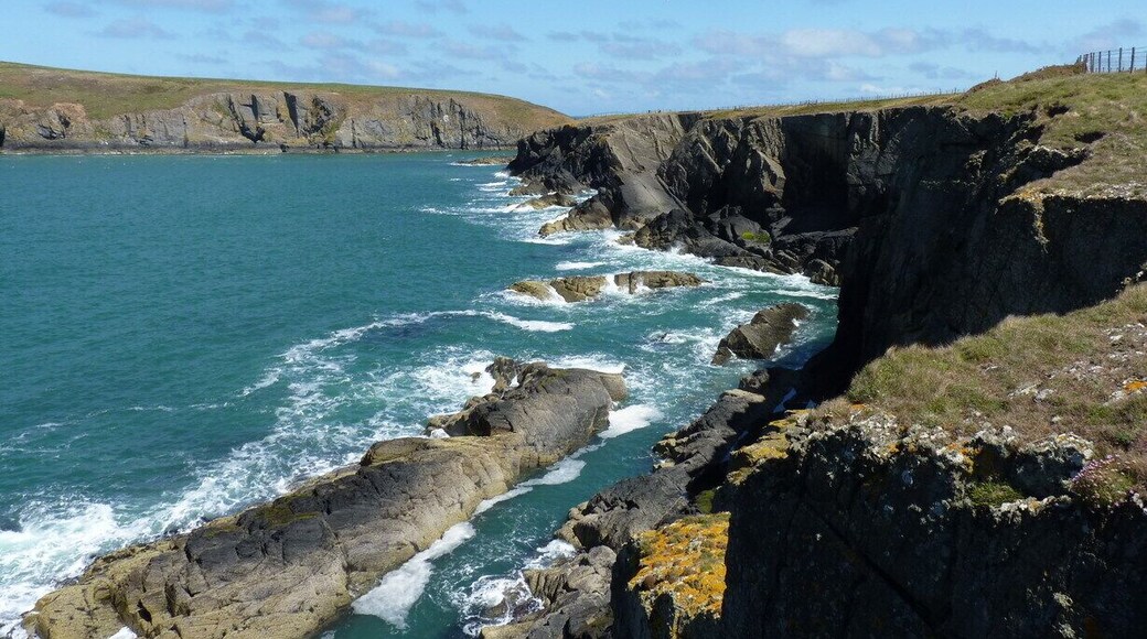Cliff scenery at Gwbert