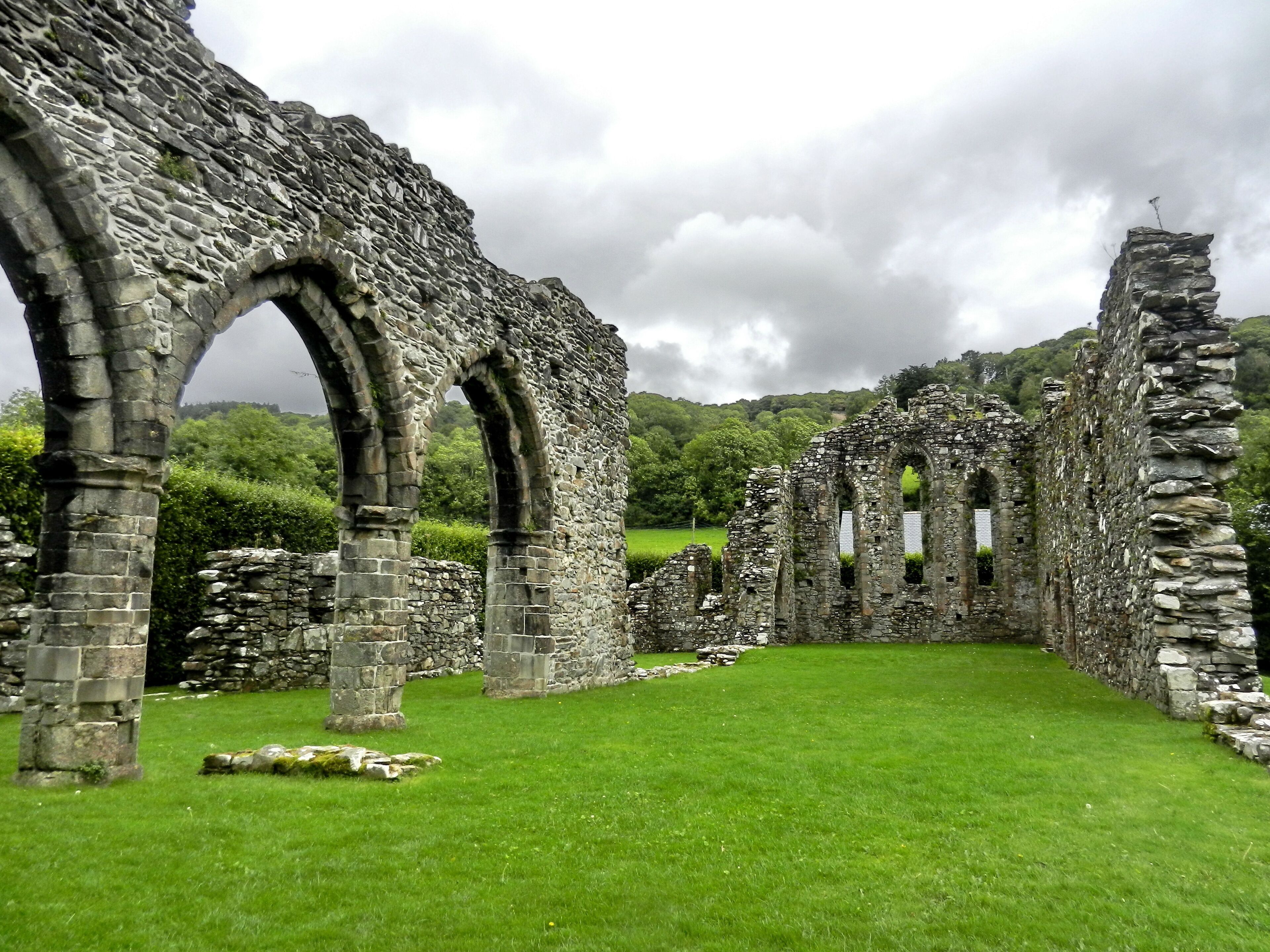 Abaty Cymer Abbey
