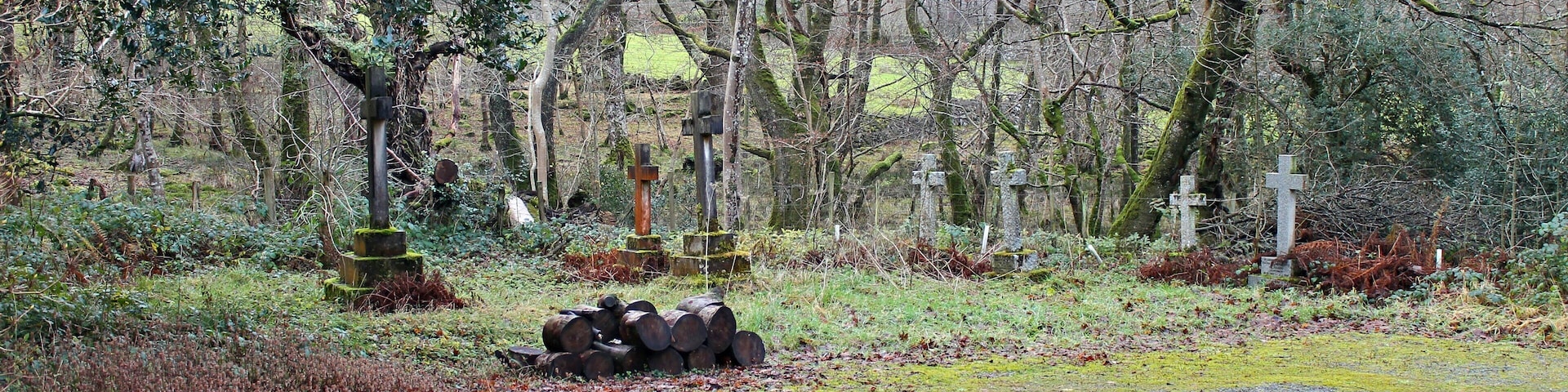 Begun 1895 and consecrated in 1898; designed by H Wilson, London. Commissioned by Mrs Louisa Tooth in memory of her second husband, the Reverend Charles Tooth, formerly chaplain of St. Mark's Church in Florence. The church is in a bold and severe style, and shows the influence of contemporary Art Nouveau architecture.