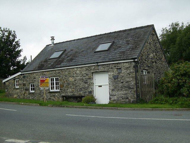 The Old Smithy This dwelling is shown as a smithy on the old 1:10560 Ordnance Survey map 1901. It was known as Rhosfelen Forge and was a working smithy from about the mid 1850s till 1936.