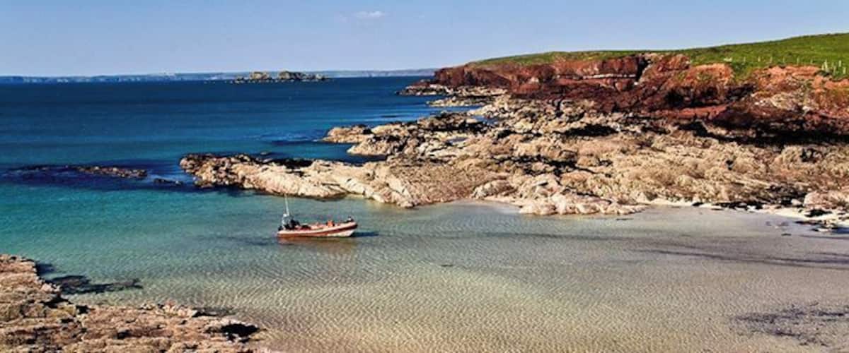 Clear blue waters of Wales in Pembrokeshire Coast national Park
#NationalPark#waterlust