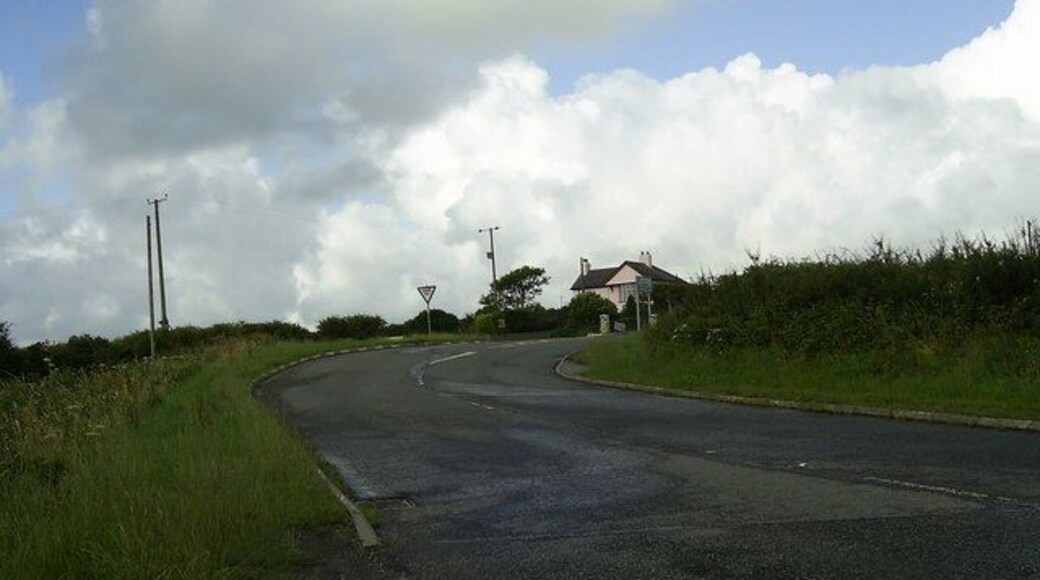 Approach to A40 / A4219 junction near Scleddau The short A4219 road connects the A40 near Scleddau to the A487 near Manorowen.