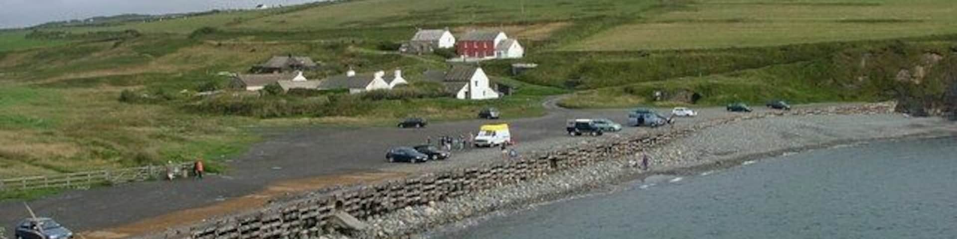 Car park at Abereiddy Great range of ice creams from the normally present catering van !!!