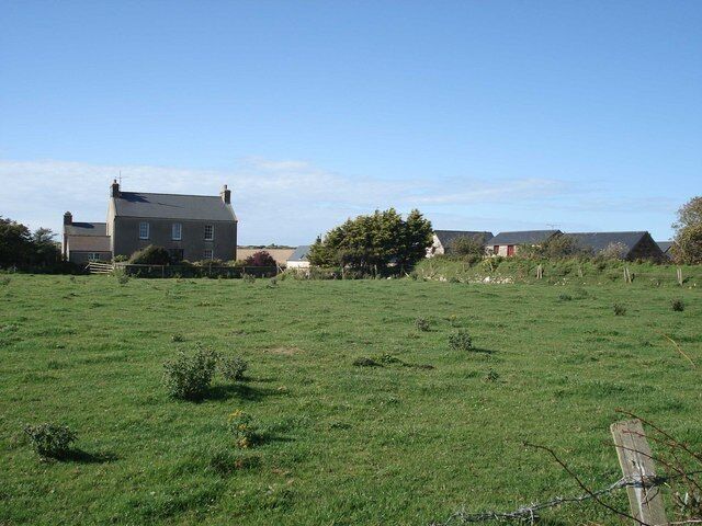 Trenewydd Fawr farmhouse