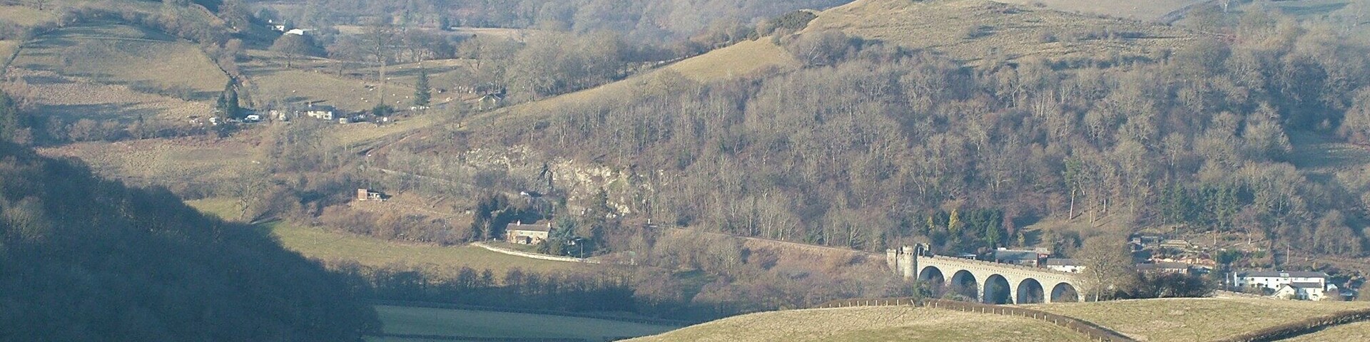 Knucklas Viaduct The view from Bailey Hill, on to the 13-arched Knucklas Viaduct carrying the Heart-of-Wales railway line through and above the village.http://www.heart-of-wales.co.uk/map.htm