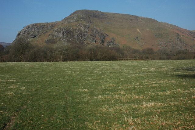Craig Clungwyn Craig Clungwyn viewed from near Ystradffin chapel.
