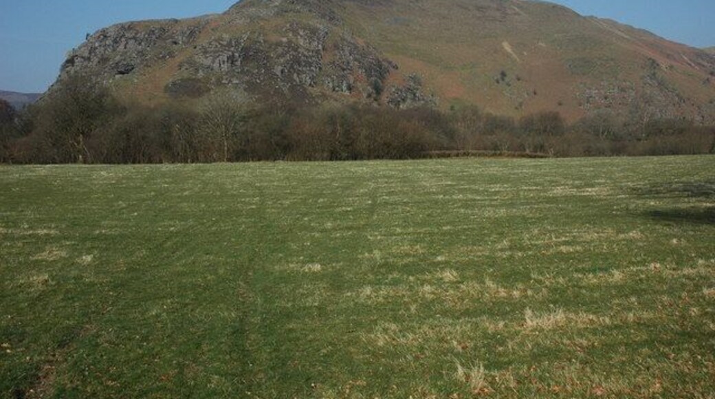 Craig Clungwyn Craig Clungwyn viewed from near Ystradffin chapel.