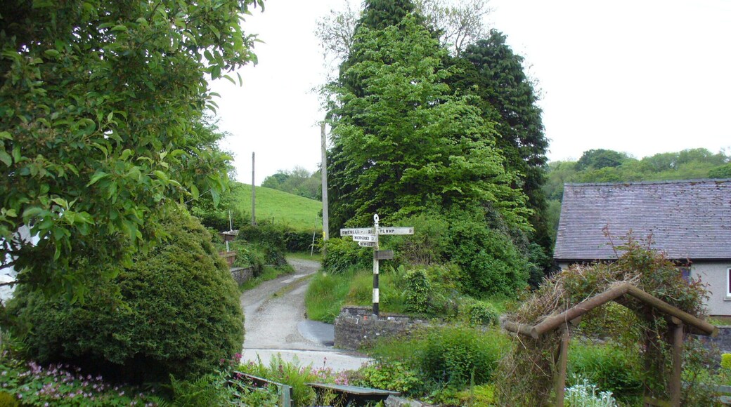Crossroads at Llwyndaffyd Crossroads at Llwyndaffyd from the garden of The Crown Inn