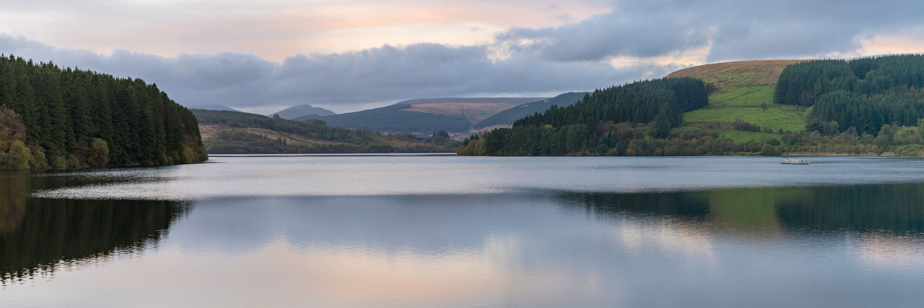 Evening view over the Pontsticill Reservoir near Merthyr Tydfil, Mid Glamorgan, Wales, UK