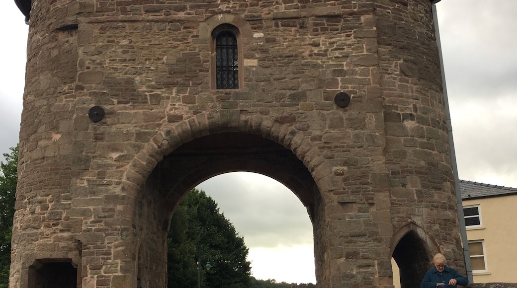 The Monnow Bridge in Monmouth, the oldest mediaeval Bridge in Britain. This town, Raglan Castle are worth a visit.