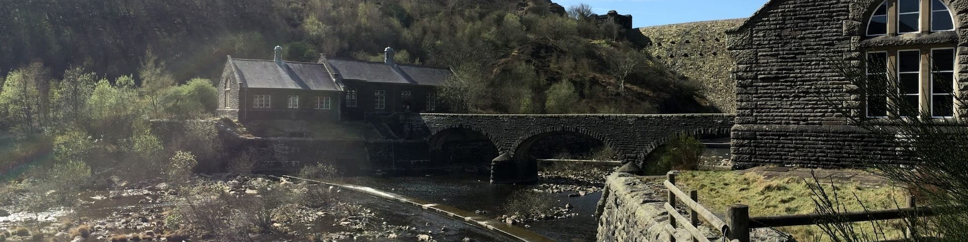 Another peek at the small dam by the visitor centre. Loads more dams and reservoirs nearby