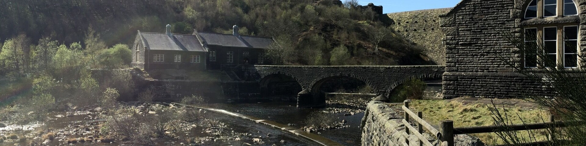 Another peek at the small dam by the visitor centre. Loads more dams and reservoirs nearby