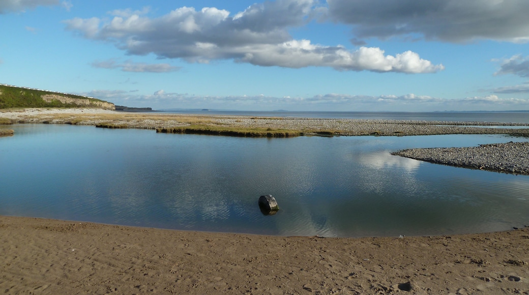 ABERTHAW Rhoose, Barry, The Vale of Glamorgan is that a tyre