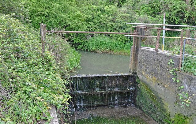 River Kenson weir gate - Burton Bridge
