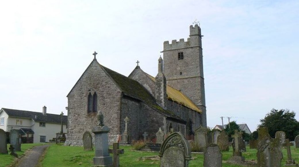 Graveyard outside Llandenny Church