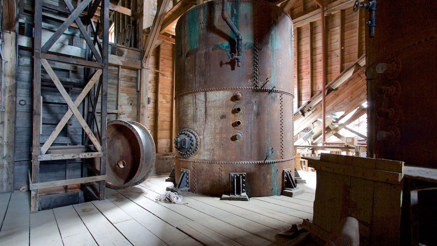 Kennicott featuring industrial elements and interior views